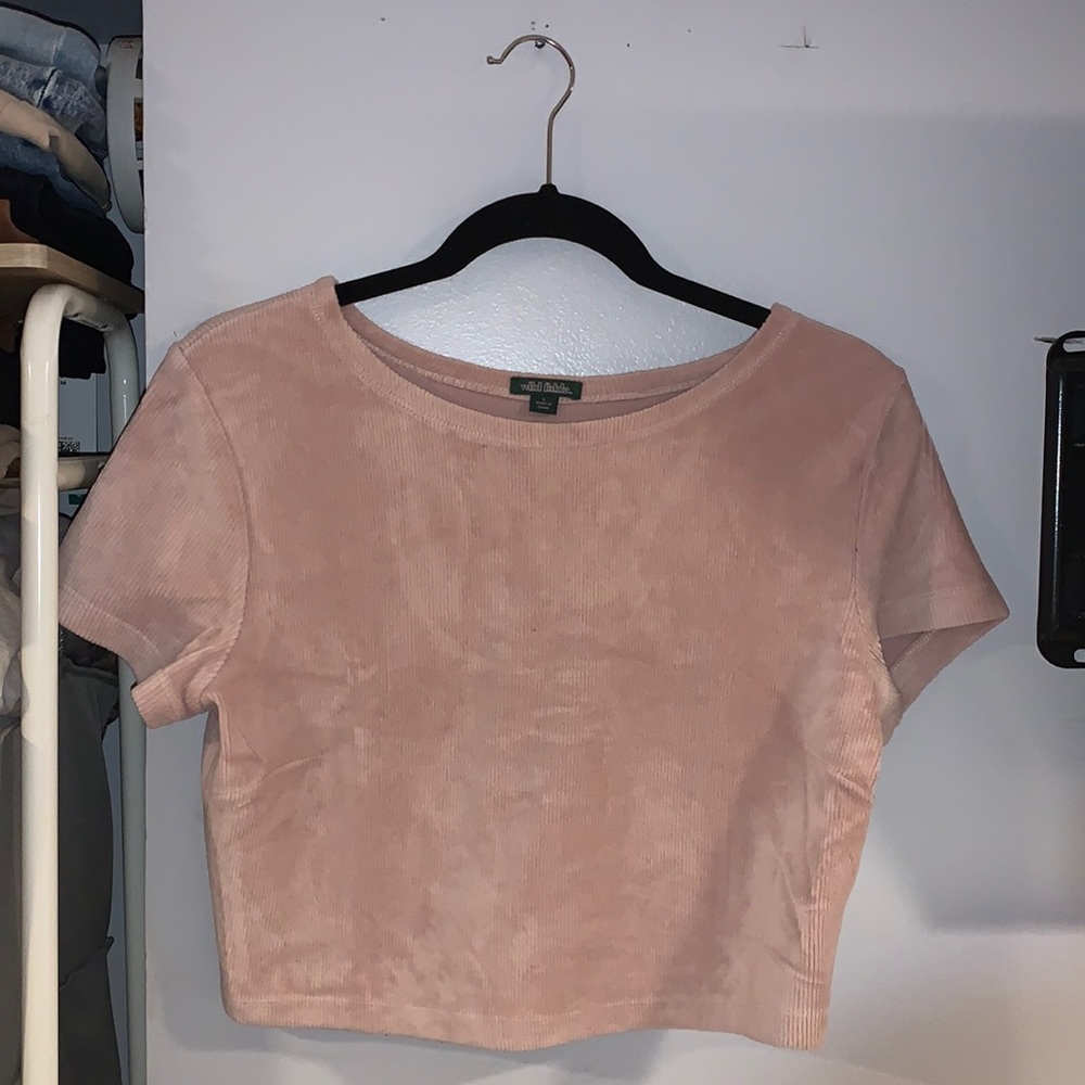 Crop wild fable top